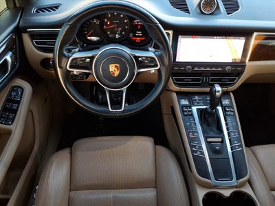 2021 Porsche Macan Base