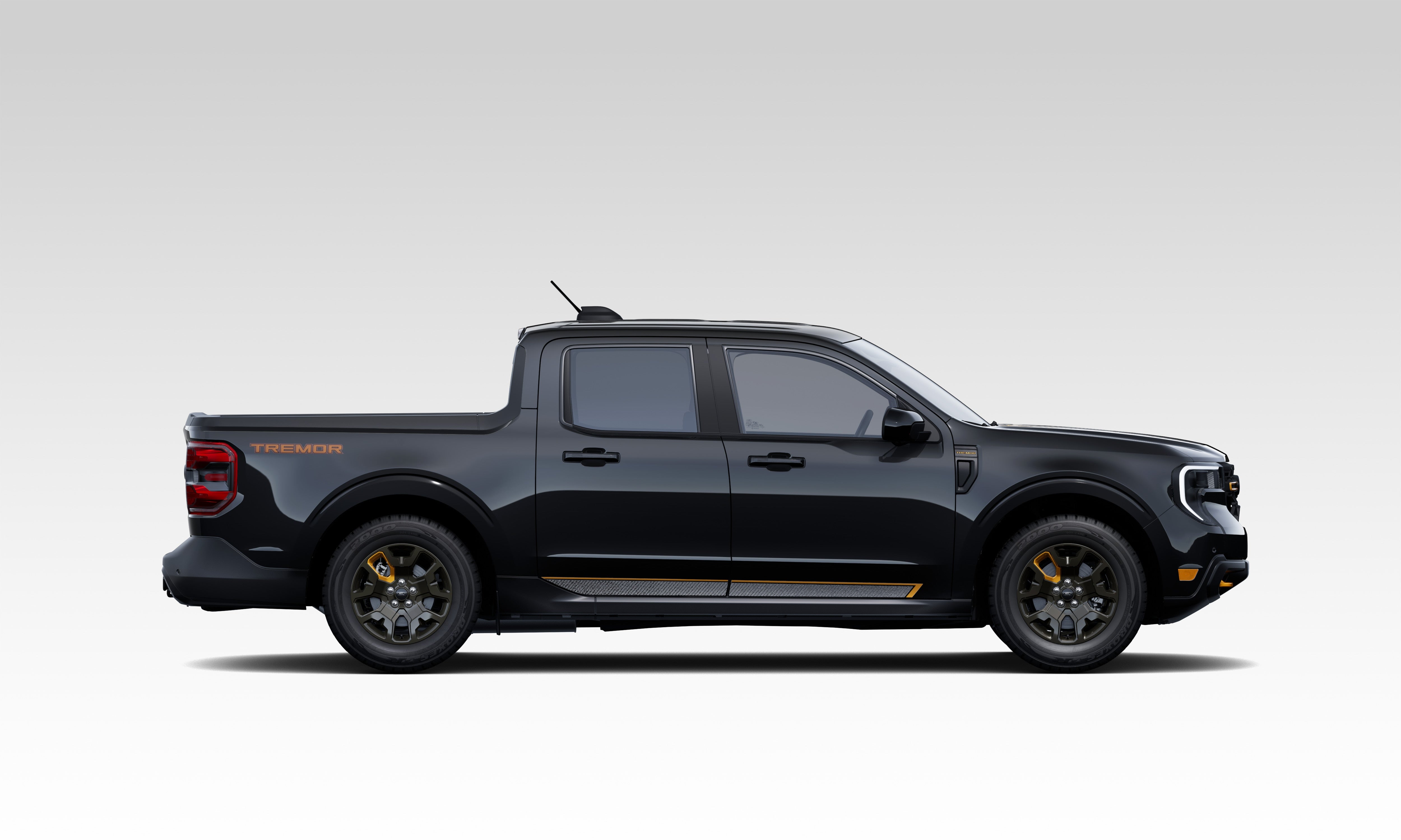 The new Ford Maverick Lobo is designed with the newest technology for your convenience.